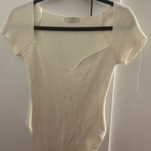 CREAM RIBBED SWEETHEART SHORTSLEEVE 🤍 - Picture 4 of 7